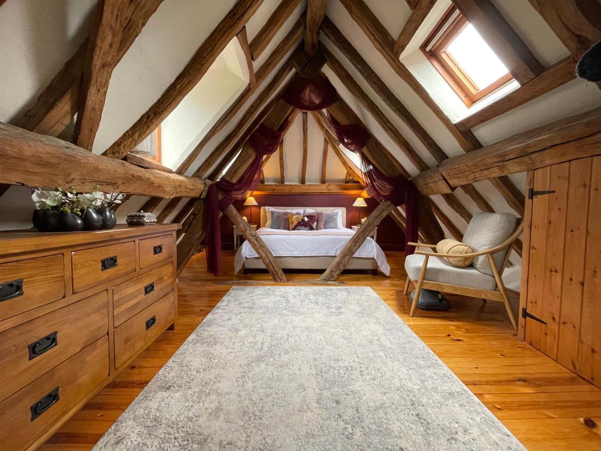 Elegant Peaceful Barn In Rural Village Setting Close To Stratford Upon Avon Exterior photo